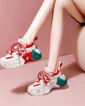 Scarpe sportive da donna casual abbinate a nuovi colori alla moda